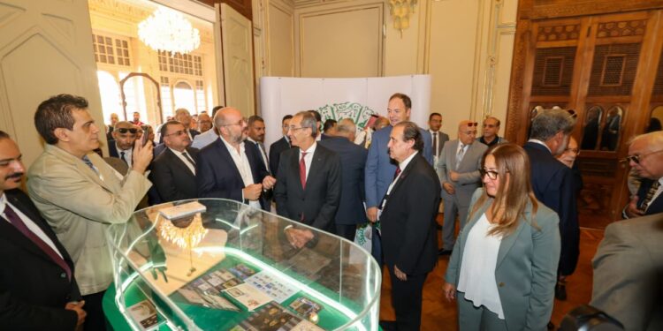 وزير الاتصالات يفتتح معرض للطوابع البريدية بمركز إبداع مصر الرقمية – قصر السلطان حسين كامل