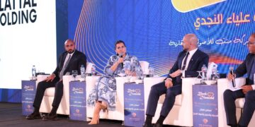 مسؤولون ومطورون يناقشون طرق جذب الصناديق العقارية وتنظيم المنصات الرقمية