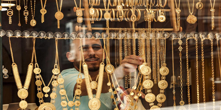 سعر الذهب يواصل ارتفاعه في مصر