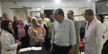 نائب وزير الصحة يتفقد مستشفى الأحرار التعليمي بالشرقية ويوجه بإجراءات عاجلة