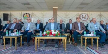 وزير الإنتاج الحربي يتابع سير العملية الإنتاجية بمصنع إنتاج وإصلاح المدرعات