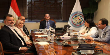 وزير المالية:  معدل النمو يتجاوز التوقعات ويسجل ٤,٤٪ بأداء قوى للتصنيع والسياحة والاتصالات