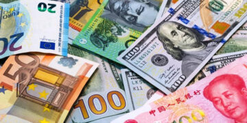 أسعار العملات في مصر اليوم الاربعاء