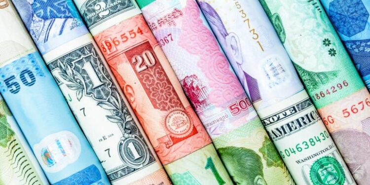 أسعار العملات في مصر اليوم الجمعة