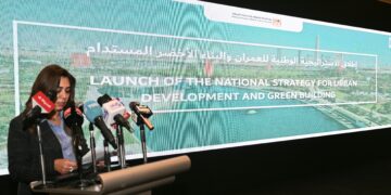 بحضور عدد من الوزراء والمحافظين.. وزير الإسكان يطلق وثيقة الاستراتيجية الوطنية للعمران الأخضر والمستدام