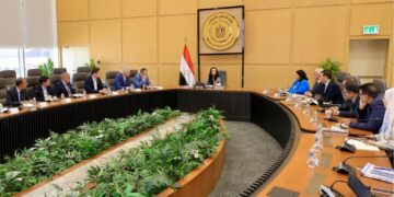 وزيرة التضامن تلتقي وفدًا من شركة اوتوبوك الألمانية لمتابعة تجهيز مراكز التجميع والمواءمة
