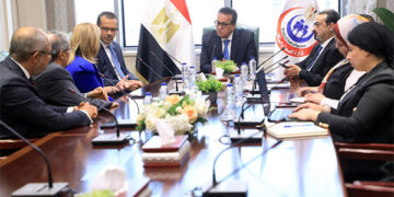 وزير الصحة يستقبل وفد المجلس التنفيذي لاتحاد المستشفيات العربية لبحث سبل التعاون