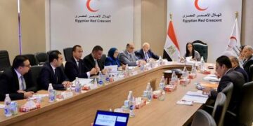 وزيرة التضامن تترأس اجتماع مجلس إدارة الهلال الأحمر المصري