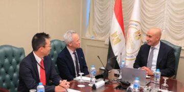 وزير التربية والتعليم يبحث مع وفد “جايكا” تعزيز التعاون في تطوير المدارس المصرية اليابانية