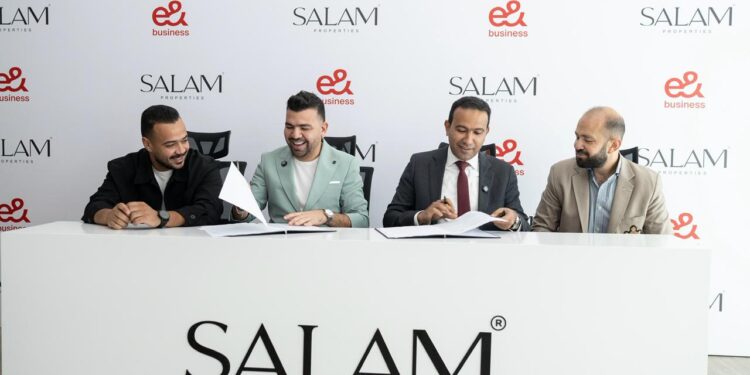 «إي آند مصر» توقع اتفاقية تعاون مع «سلام العقارية» لتوفير أحدث خدمات التكنولوجية الذكية بمشروع «The Residence»