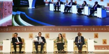 المركزي للمحاسبات يعقد جلسة نقاشية بعنوان “مكافحة الفساد وغسل الأموال .. الأبعاد القانونية والمؤسسية والدولية”