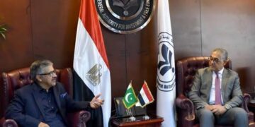 استثمارات باكستانية مرتقبة في قطاعات الأدوية والملابس الجاهزة والهواتف المحمولة وتكنولوجيا المعلومات