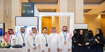 تكريم شركة الراجحي لدورها المتميز في البحث العلمي لتطوير خدمات الحج والعمرة