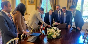 وزير الخارجية يشهد مراسم تدشين الموقع الإلكتروني الجديد للقنصلية العامة لمصر فى باريس