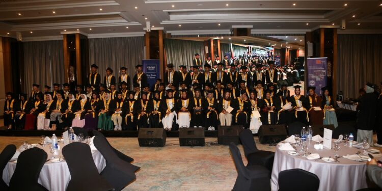 تشكيل مستقبلٍ واعد بالمهارات: برنامج “GIVE” من “جروهي” يحتفل بتخريج أول دفعة في مصر