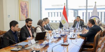 رئيس هيئة الشراء الموحد يستقبل وفدًا من «هواوي» لبحث التعاون في تطبيقات الذكاء الاصطناعي