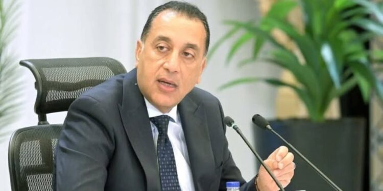 رئيس الوزراء: الموقف المصرى ثابت برفض تهجير الأشقاء الفلسطينيين