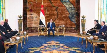 السيسي يستقبل وفد مجلس الكنائس العالمي ويؤكد التزام مصر بالحوار والسلام
