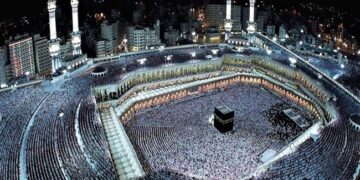 وزير السياحة يعتمد الضوابط والقواعد والإجراءات المنظمة للحج السياحي لعام 1447هــ