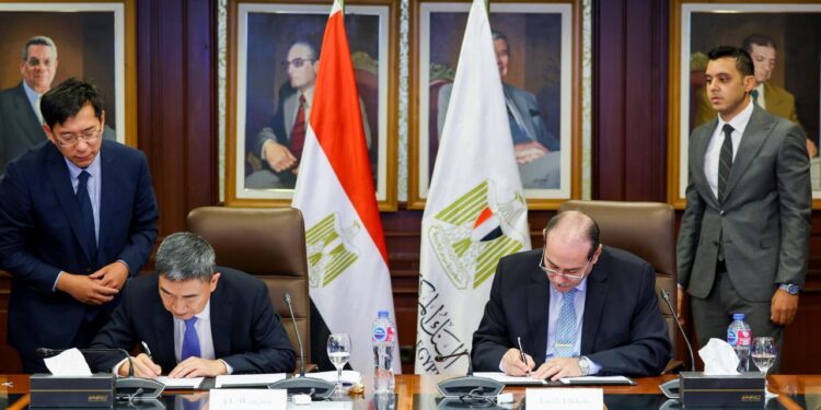 مذكرة بين المركزي المصري والإدارة الوطنية الصينية لمنح تراخيص لمزاولة أعمال البنوك والمؤسسات المالية بالبلدين