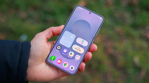 سامسونج تخطط لترتيب فوضى الإشعارات بميزة جديدة مستوحاة من آبل في One UI 8.5