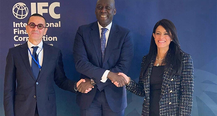 وزيرا الاستثمار والتخطيط يبحثان مع مؤسسة التمويل الدولية (IFC) التوسع في آليات تمويل القطاع الخاص وتنفيذ وثيقة سياسة ملكية الدولة