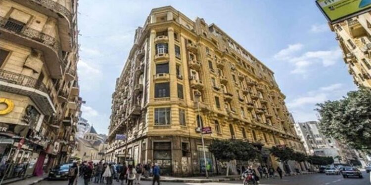 حال وفاة المستأجر الأصلي.. هل يمتد عقد المحال التجارية للورثة في قانون الإيجار القديم؟