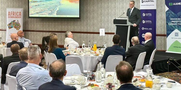 وزير البترول يعلن أمام الشركات الأسترالية حزمة حوافز جديدة لجذب الاستثمار في قطاع التعدين