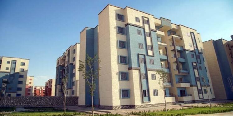 الإسكان تطرح 892 وحدة سكنية وتجارية في 4 مدن | تعرف على الأماكن وخطوات الحجز