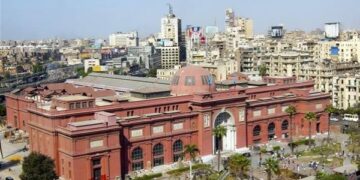 حقيقة إغلاق المتحف المصري بالتحرير وتحويله لفندق| فيديو