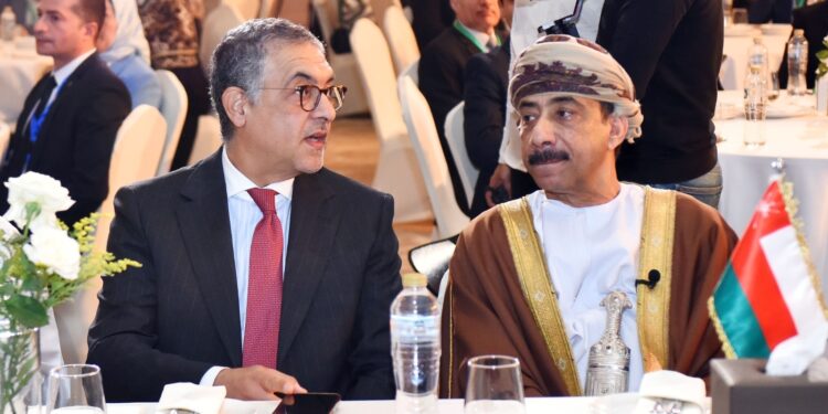رئيس هيئة الاستثمار يشارك في المؤتمر “المصري العُماني” لبحث فرص الاستثمار المشتركة بين البلدين