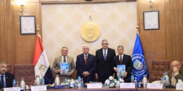 وزير التعليم العالي يترأس اجتماع المجلس الأعلى للجامعات بجامعة قناة السويس