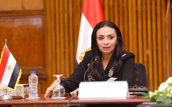 التضامن الاجتماعي: إطلاق الخط الساخن الموحد رقم 17673 التابع للوحدة المركزية للعمل الأهلي