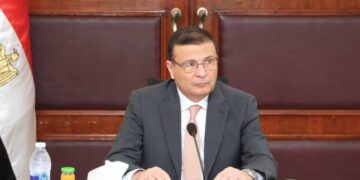 وزير الزراعة يشيد بجهود منظومة جمع وتدوير قش الأرز في 7 محافظات