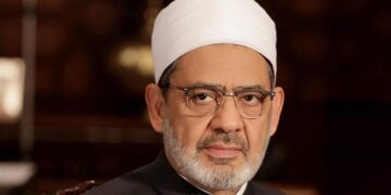 شيخ الأزهر ينعى ضحايا حادث المعتمرين الهنود قُرب المدينة المنورة