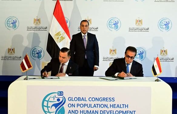 رئيس الوزراء يشهد مراسم توقيع مذكرة تفاهم للتعاون في مختلف مجالات الرعاية الصحية بين مصر ولاتفيا