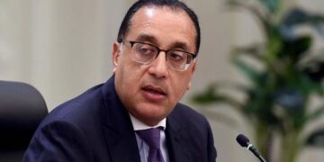 رئيس الوزراء يلتقى نظيره القطرى بالعاصمة الدوحة