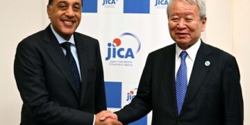 رئيس الوزراء يلتقي رئيس الوكالة اليابانية للتعاون الدولي “الجايكا”