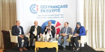 وزير العمل يشارك في اجتماع غرفة التجارة والصناعة الفرنسية بمصر لاستعراض أثر قانون العمل الجديد على مناخ الاستثمار