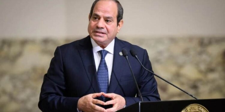 الرئيس السيسي يوجه بمتابعة الحالة الصحية للفنان عمر خيرت