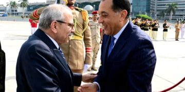 رئيس الوزراء ونظيره اللبنانى يعقدان جلسة مباحثات ثنائية اليوم