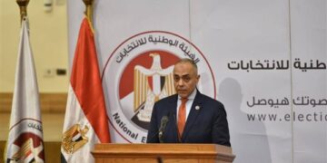 غرفة عمليات الهيئة الوطنية للانتخابات تتابع فتح لجان الاقتراع في الخارج