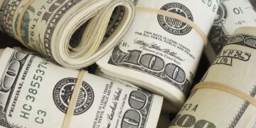 أسعار الدولار في مصر اليوم الأحد