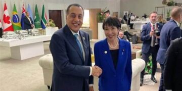 رئيس الوزراء يلتقى رئيسة وزراء اليابان