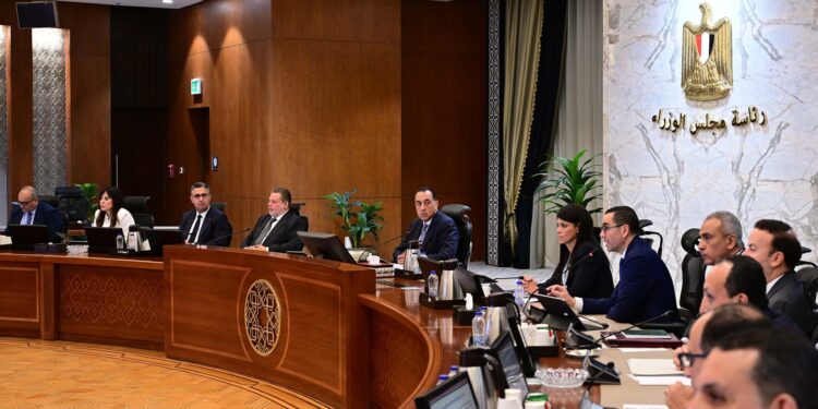 رئيس الوزراء يتابع مستجدات تطبيق وتنفيذ اتفاقيات التجارة الحرة التي تم توقيعها