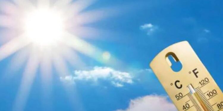 الأرصاد: سحب وأمطار خفيفة متوقعة على بعض المناطق