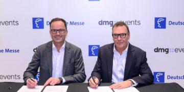 تعاون استراتيجي بين دي إم جي إيفنتس ودويتشه ميسه لإطلاق منصة عالمية رائدة في مجال الطاقة