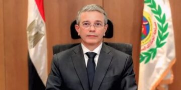 رئيس مصلحة الجمارك: تتبع الشحنات لحظة بلحظة من بلد التصدير وحتى الإفراج النهائي بالمطارات