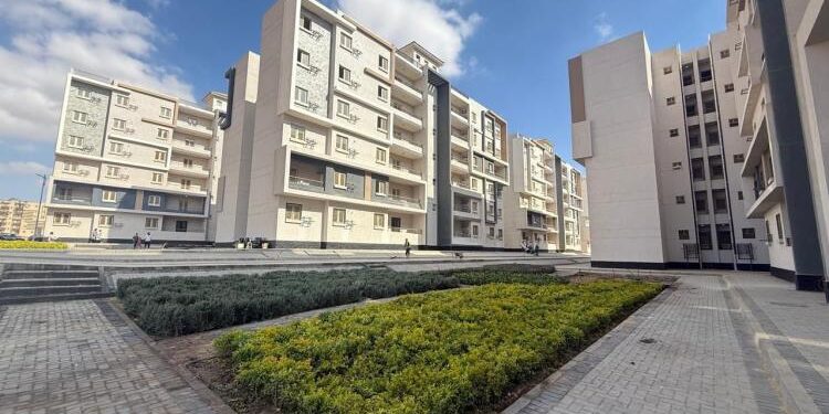 ︎وزير الإسكان يتابع الموقف التنفيذي لمشروع الإسكان المتوسط “ديارنا” بـ6 مدن جديدة