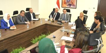 مساعد وزير الإسكان يبحث مع الجانب الألماني أوجه التعاون المشترك فى مجالات رفع كفاءة اداء الخدمات والبنية الأساسية بالمدن الجديدة